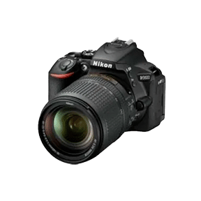 Nikon D5600 (AF-S DX 18-140mm f/3.5-f/5.6G ED VR Kit Lens) Digital SLR