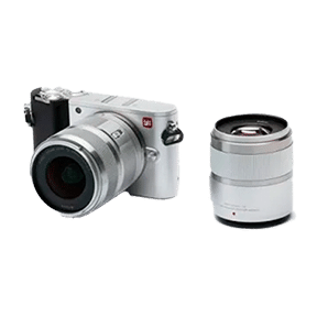 Xiaomi YI M1 (12-40mm f/3.5-f/5.6 and 42.5mm f/1.8 Kit Lens) Mirrorless