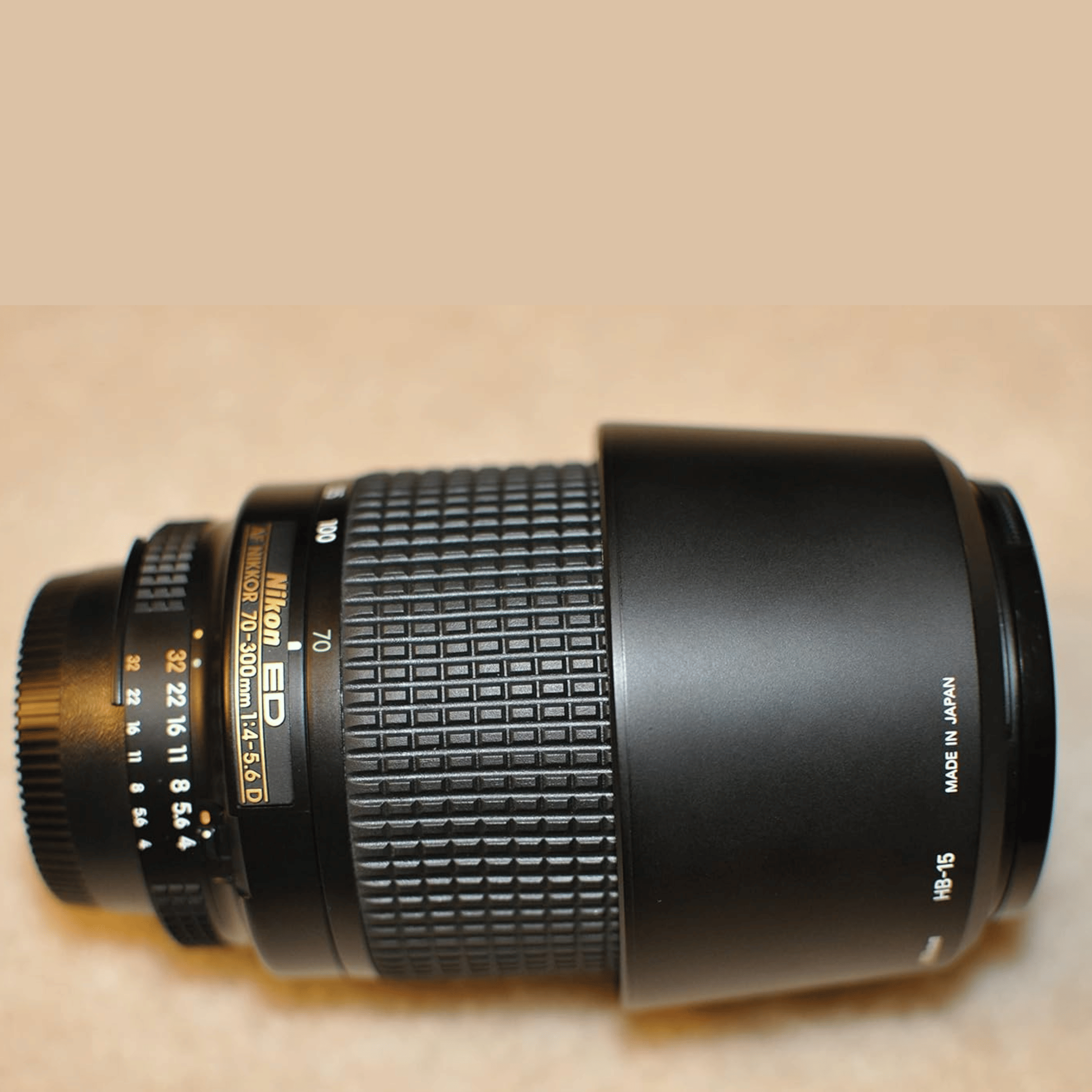 Nikon AF 70-300mm f/4-5.6D Telephoto Zoom Lens - Refurbished Good - Black - Refurbished_Black_Top_115146