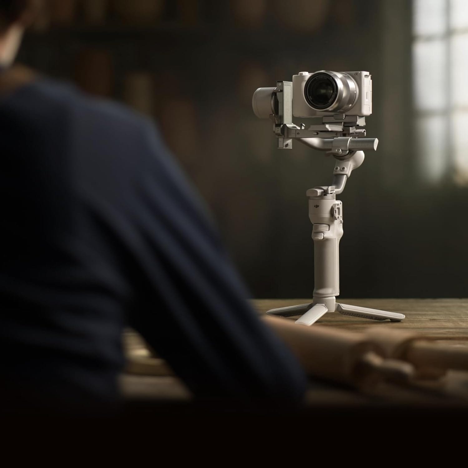 DJI RS4 Mini Gimbal  - Unboxed_Grey_Left Side_88558