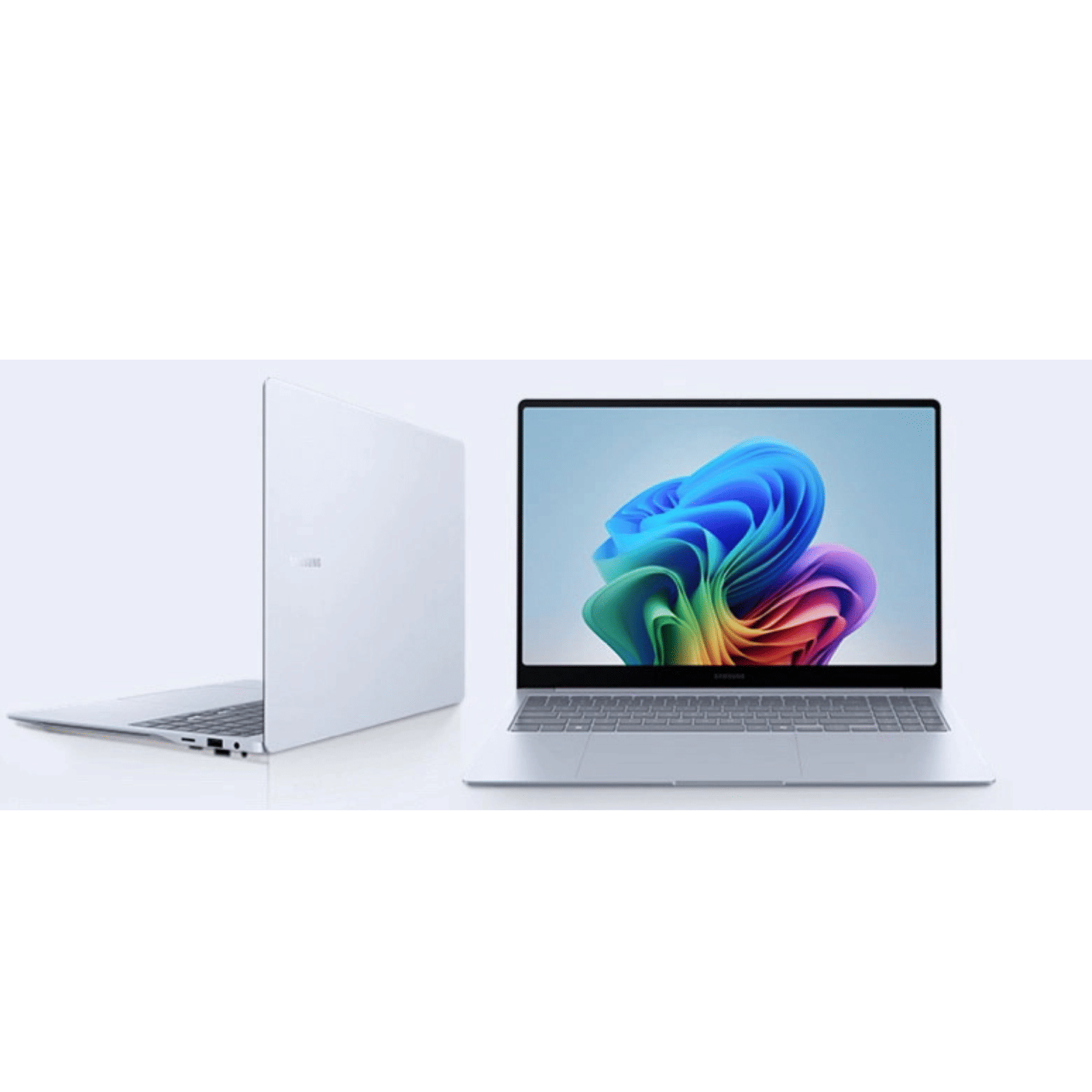 Samsung Galaxy Book4 Edge Series NP750XQB (Snapdragon(R) X-X126100 - Qualcomm(R) Oryon(TM) CPU 15.6 Inch)- Refurbished_Lake Blue_Top_90170