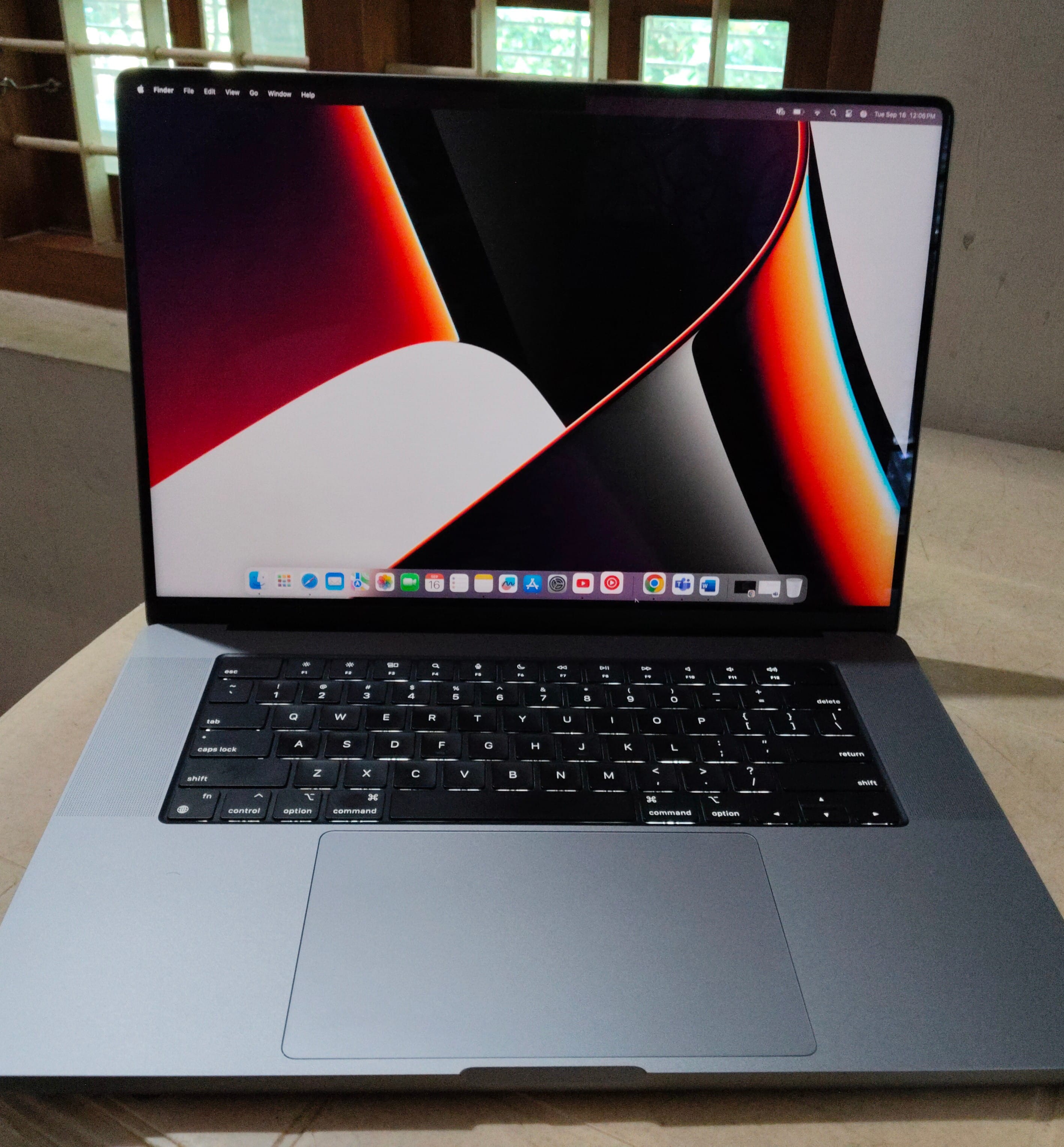 review-image-84034-8