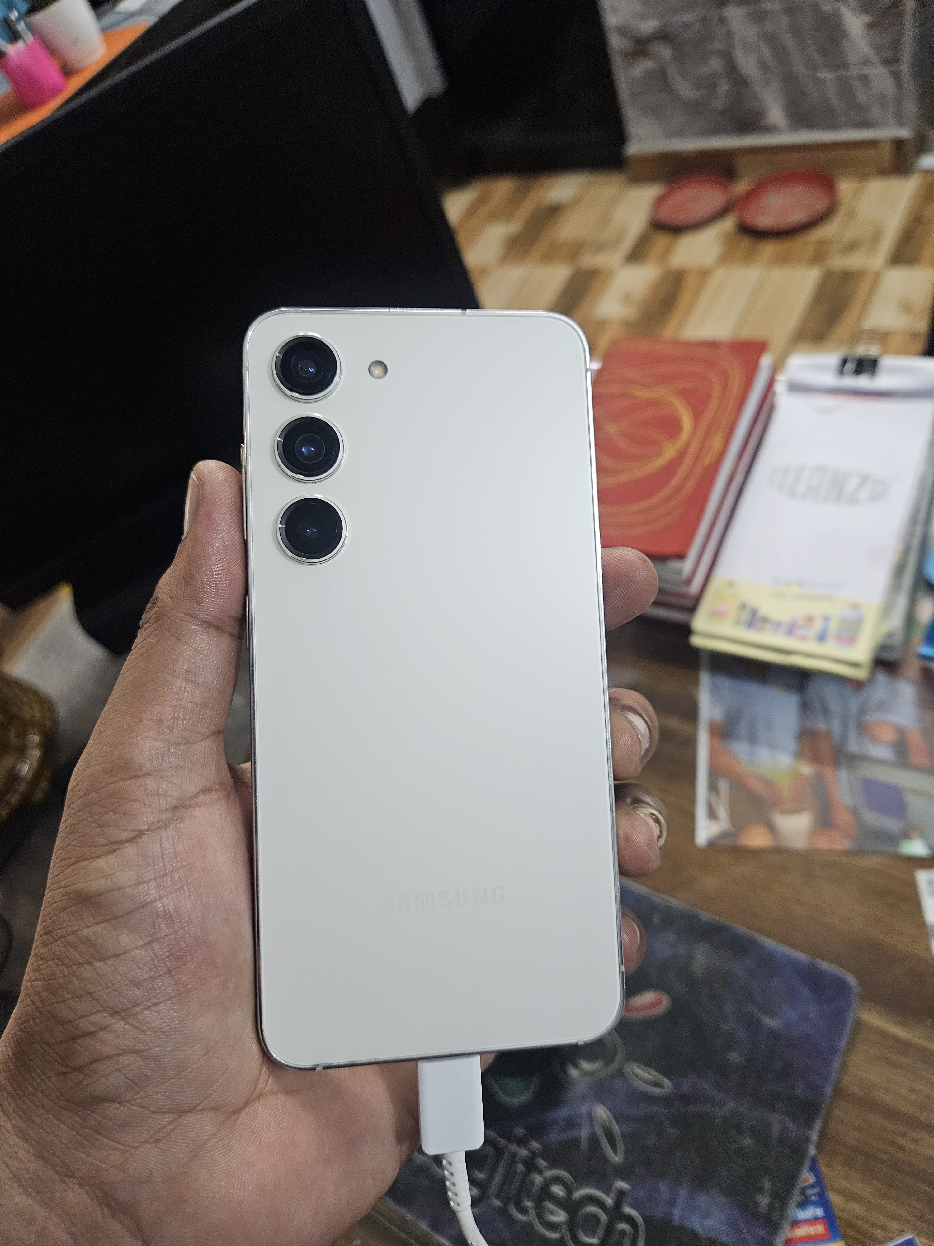 review-image-82459-6