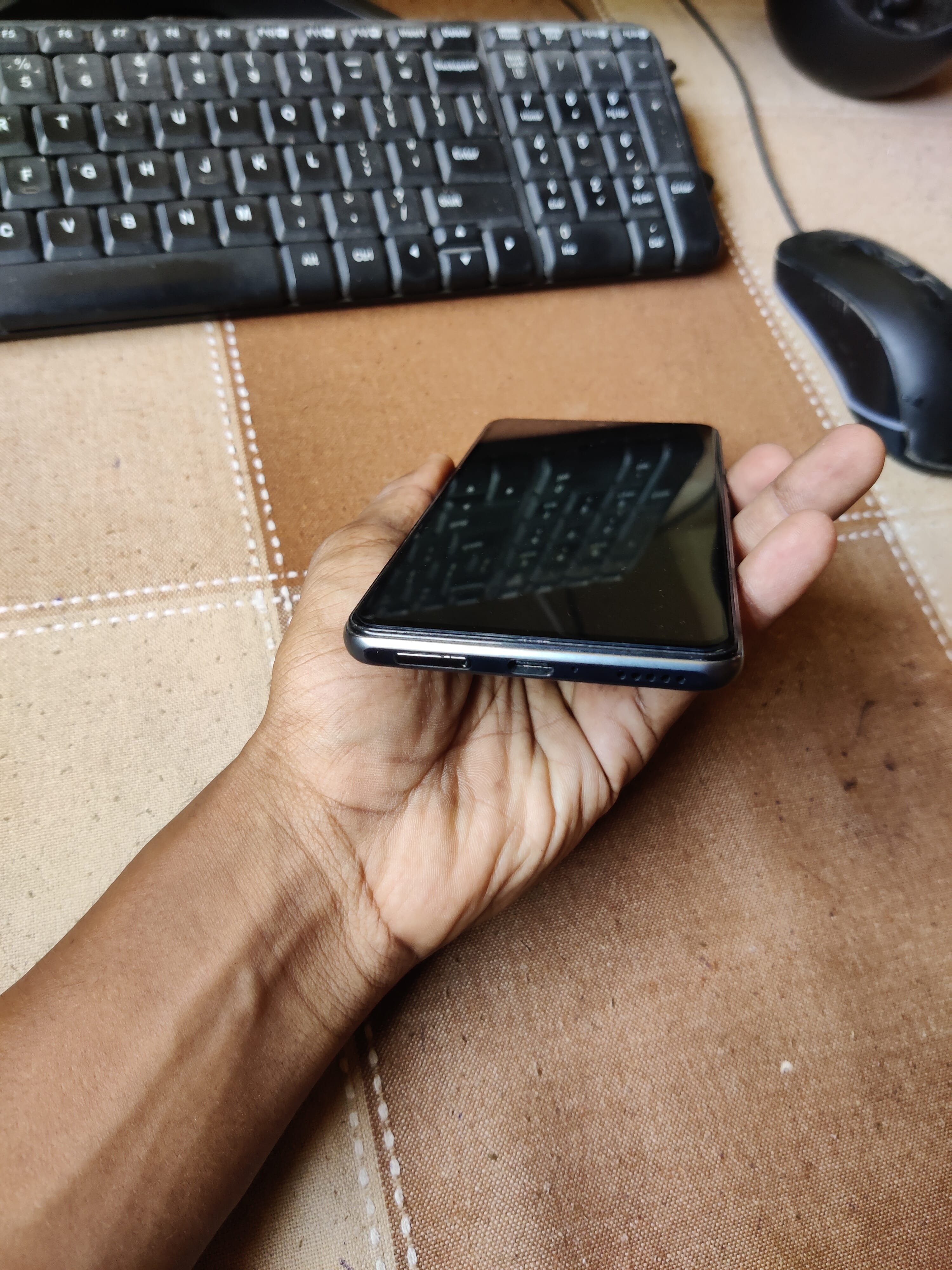 review-image-83085-2